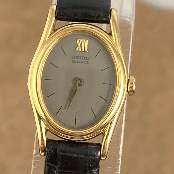 Vintage Seiko Quartz Watch Gold Case Gray Face Roman Numeral - Picture 1 of 8